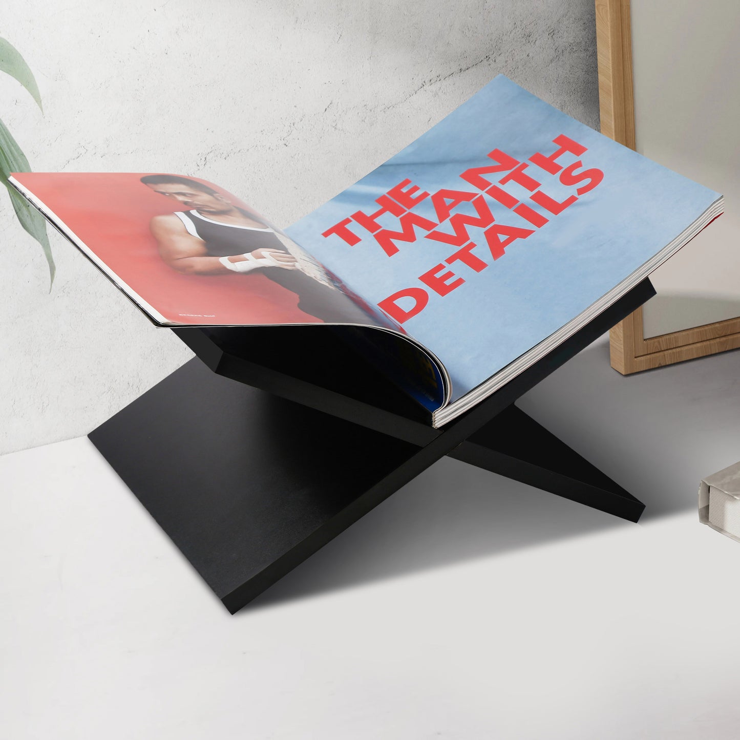 IvoQ Boekenstandaard X Zwart