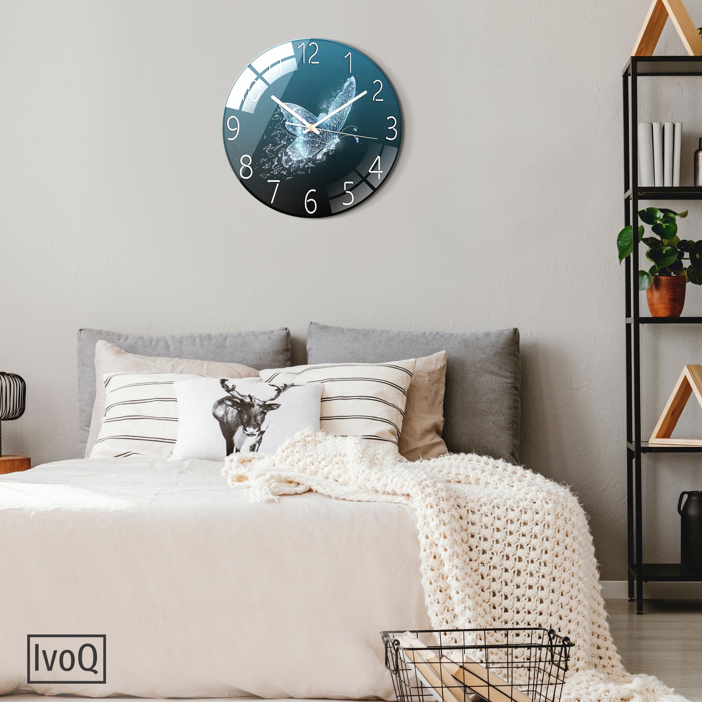 IvoQ Stijlvolle Groene Klok met Vlinder Design Ø 30 cm